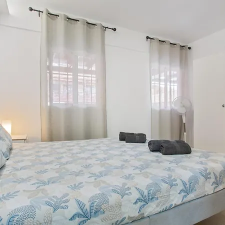 펜션 Americas Seafront - Free Wi-fi